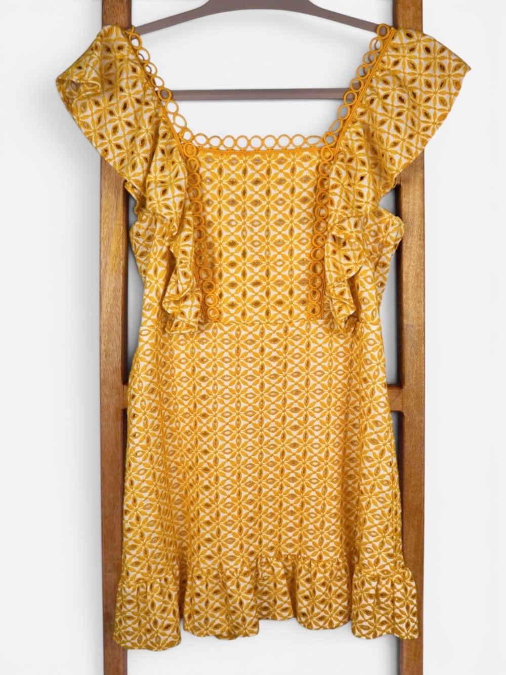 Topshop Fitted Ruffled Embroidery Yellow Mini Dress Women Size 6 Date Summer